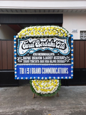 Papan Bunga Duka di Banjar Negara